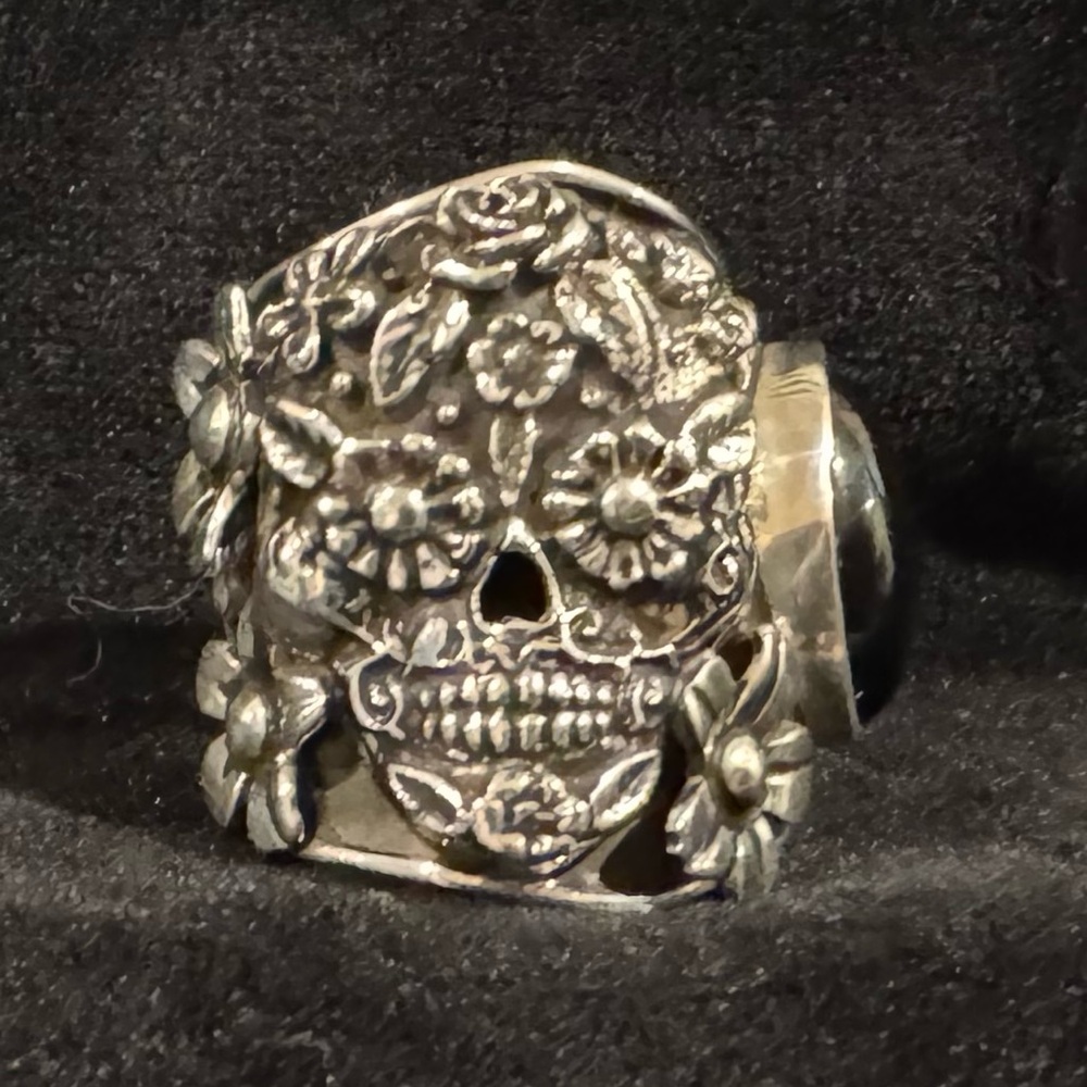 Sterling Silver and Onyx Floral Skull Ring by Native American Artist JC Vega. 10